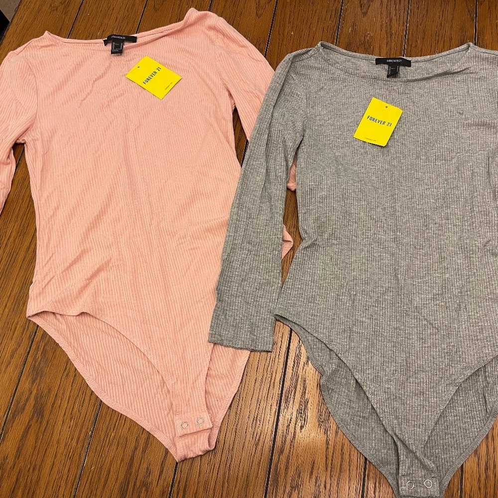 Forever 21 ~ LOT ~ 2 body suit long-sleeved tops Gray Pink Medium M